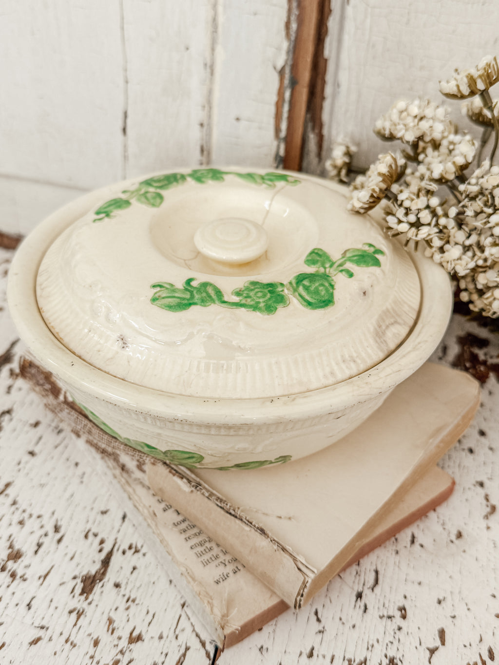 Vintage Homer Laughlin Oven Serve Ivy Green & Cream Bowl w/Lid