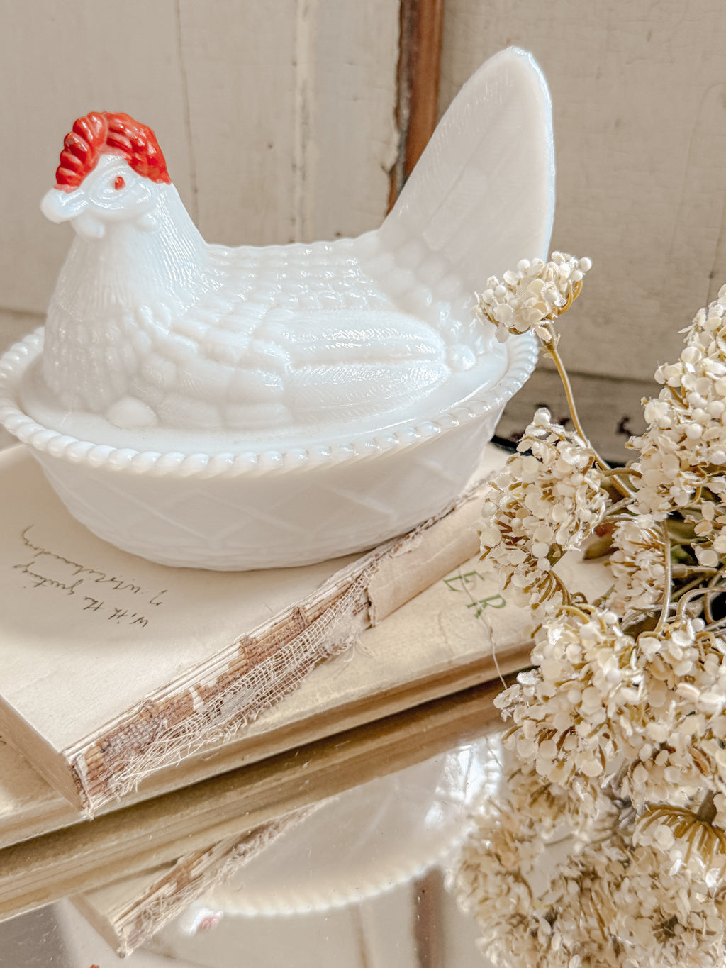 Vintage Westmoreland Hen Dish
