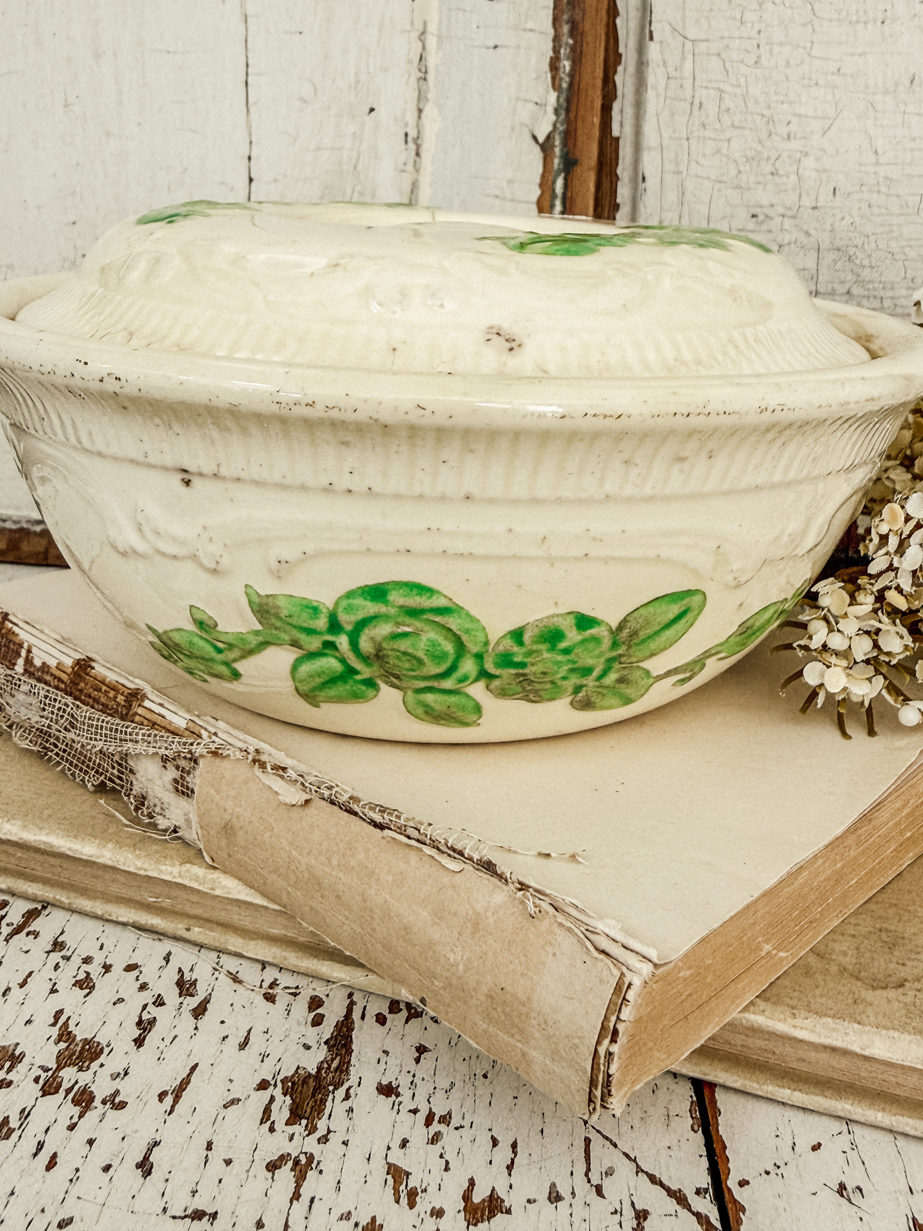 Vintage Homer Laughlin Oven Serve Ivy Green & Cream Bowl w/Lid