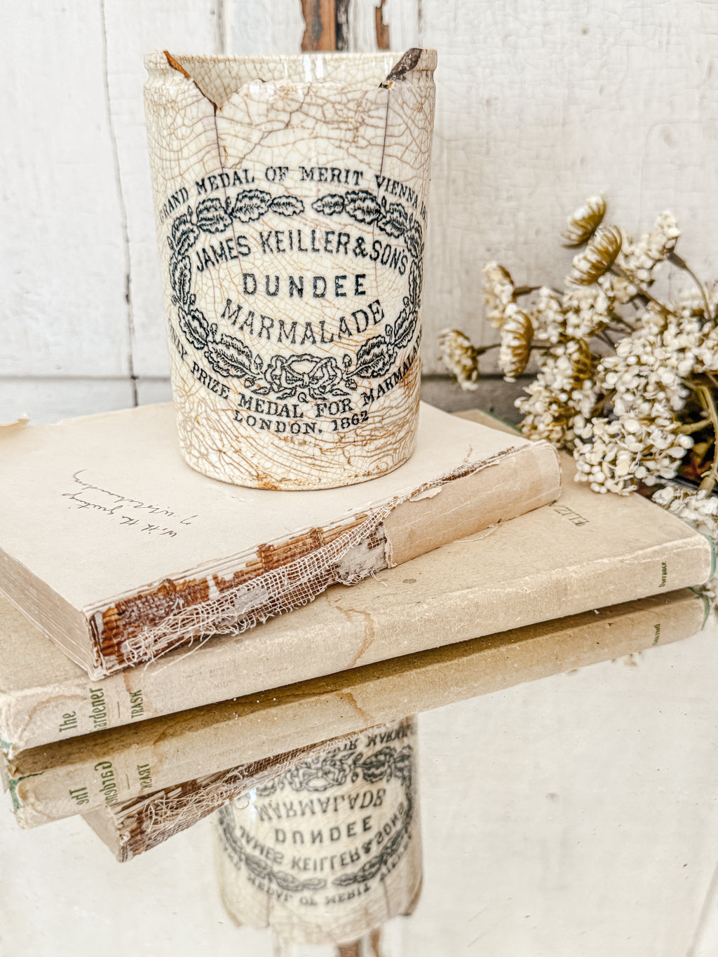 English James Keiller & Sons Dundee Marmalade jar