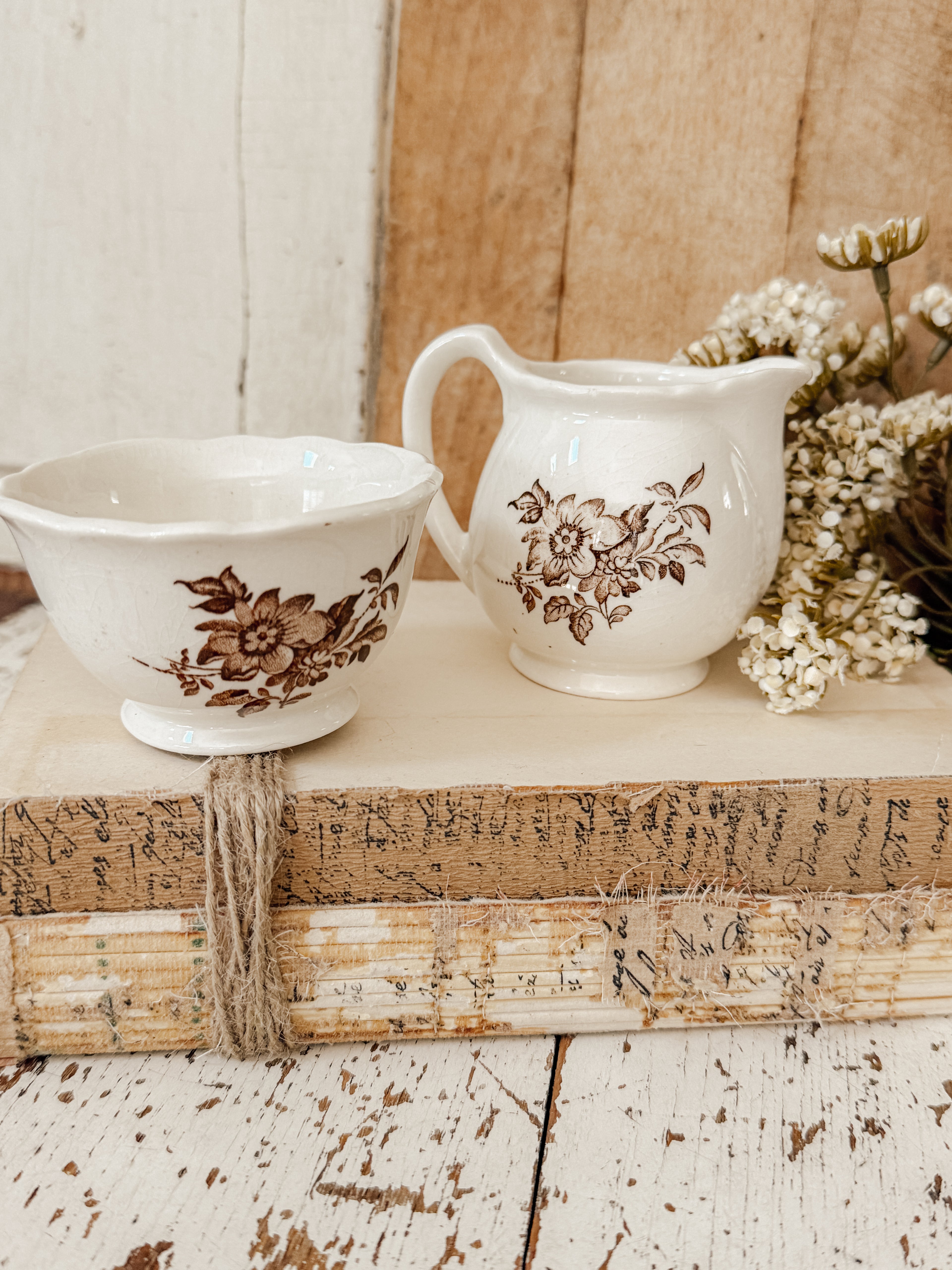 Vintage England Charlotte Crownford Ironstone Cream & Sugar Set of 2